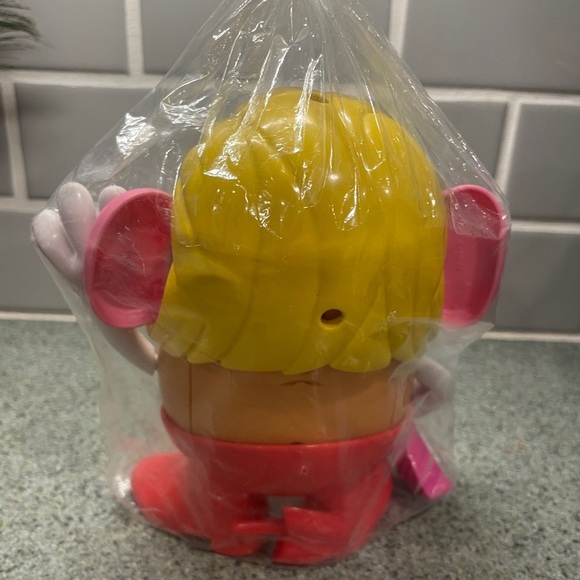 Mrs Potato head - Picture 3 of 4
